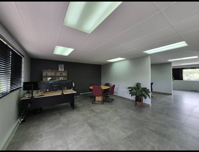 650M² OFFICE FOR SALE IN SUNNINGHILL